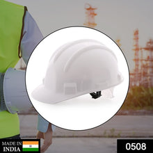 Safety Helmet – Construction protective helmet designed to prevent head injuries from impact and falling objects. Provides reliable anti-smashing protection for workers in construction and industrial environments