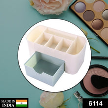 Makeup Cutlery Box Used For Storing Makeup Equipments And Kits Used By Womens And Ladies.