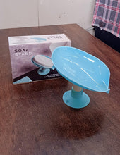 Leaf-Shape Self-Draining Soap Dish with Suction Cup – Ideal for Shower, Bathroom & Kitchen