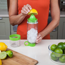 Citrus Juicer Bottle – Instant Juice Maker & Sports Infuser Bottle