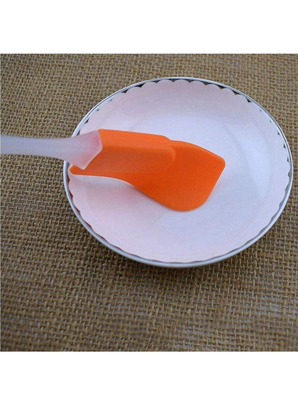 Spatula and Pastry Brush - Cake Decoration Tools for Smooth Icing and Detailing