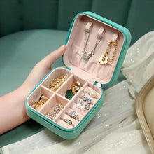 Mini Portable Jewelry Box for Women – PU Leather Organizer for Rings, Earrings & Travel Storage