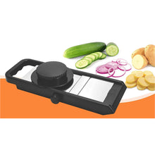 8120 Ganesh Adjustable Plastic Slicer 1-piece Blacksilver