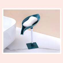 Leaf-Shape Self-Draining Soap Dish with Suction Cup – Ideal for Shower, Bathroom & Kitchen