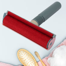 Plastic Handle Sofa Bed Lint & Hair Remover Cleaning Brush (1 Pc)